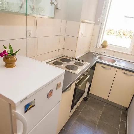 Apartment With A Parking Space - 8925